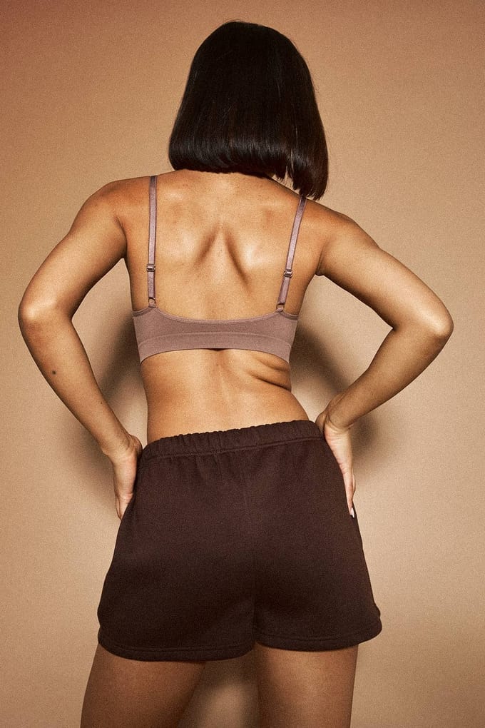Dames Dsgn Studio Naadloze Bralette Met Gerimpeld Voorpand | Mokka | Maat: Medium