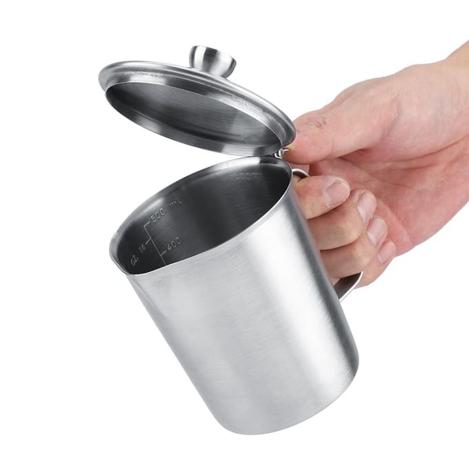 RVS Melkopschuimpitje Koffiekop Mok met Deksel & Maatverdeling (500 ml) white