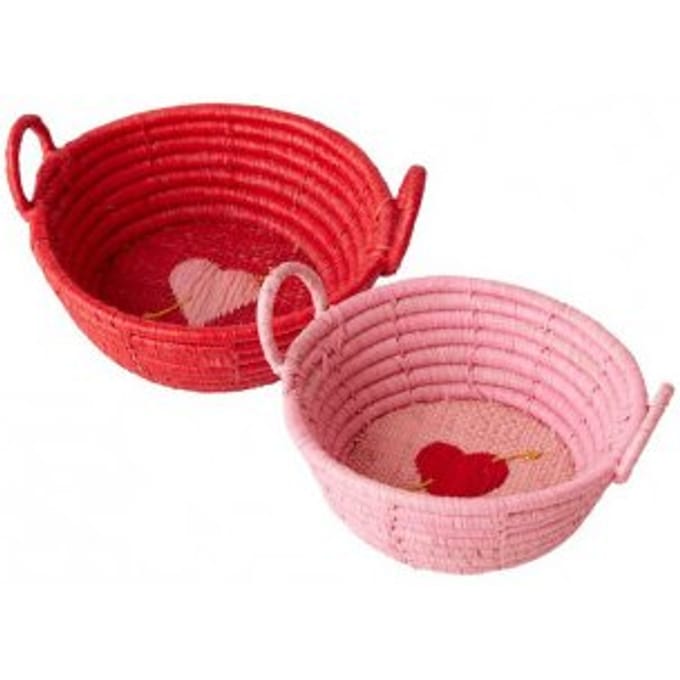 Rice raffia broodmandje, formaat 12 cm., kleur rood of roze