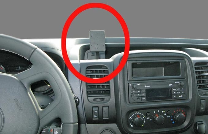 Brodit ProClip Opel Vivaro/ Renault Trafic 2015-2020