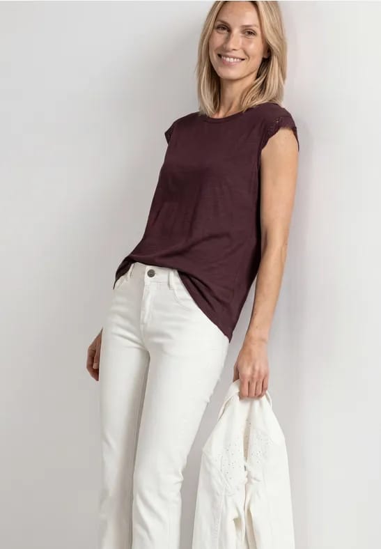 Shirt met afhangende schouders en gehaakte details