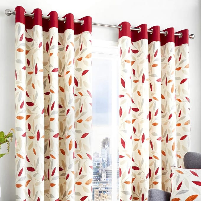 Groot Katoenen Kussen met Bloemmotief in Rood - 229 x 183 cm