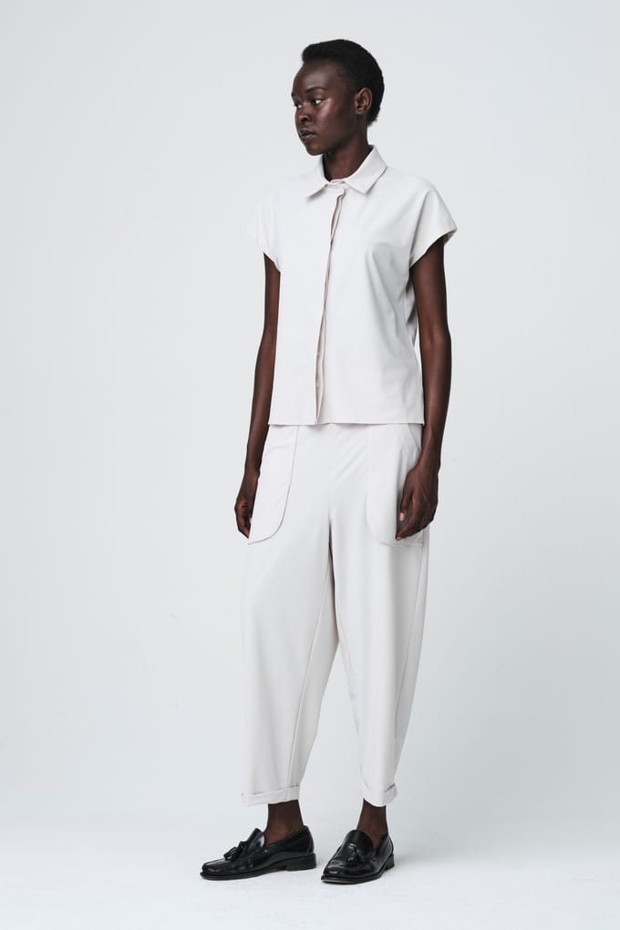 Wilma structure tech jersey blouse | Sand - Sand / S