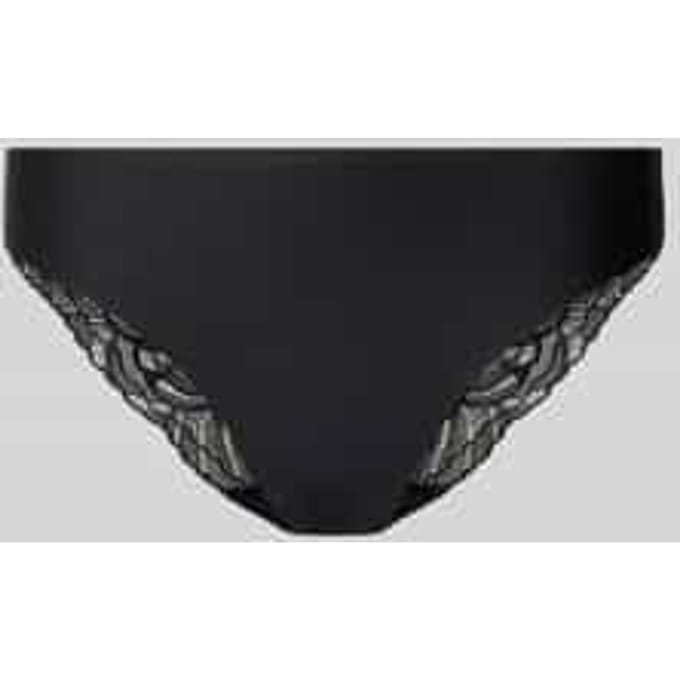 Triumph Tai-Slip Red Label Body Make-Up Illusion Lace