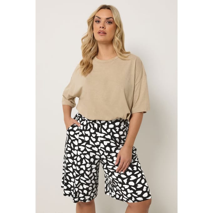 Yours Zwarte Short Met Hartjesprint Size 48
