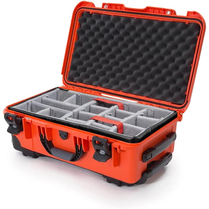 Nanuk 935 Case w/padded divider - Orange