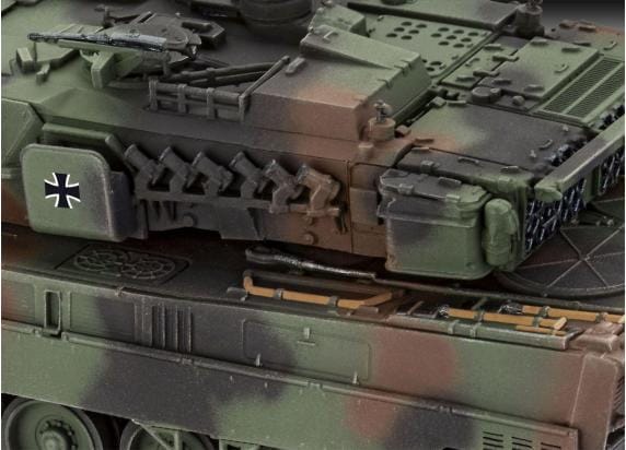 Revell Modelbouwpakket Militaire voertuigen - 03355 Leopard 2A7V - Tank Plastic - 1:72 - Modelbouw