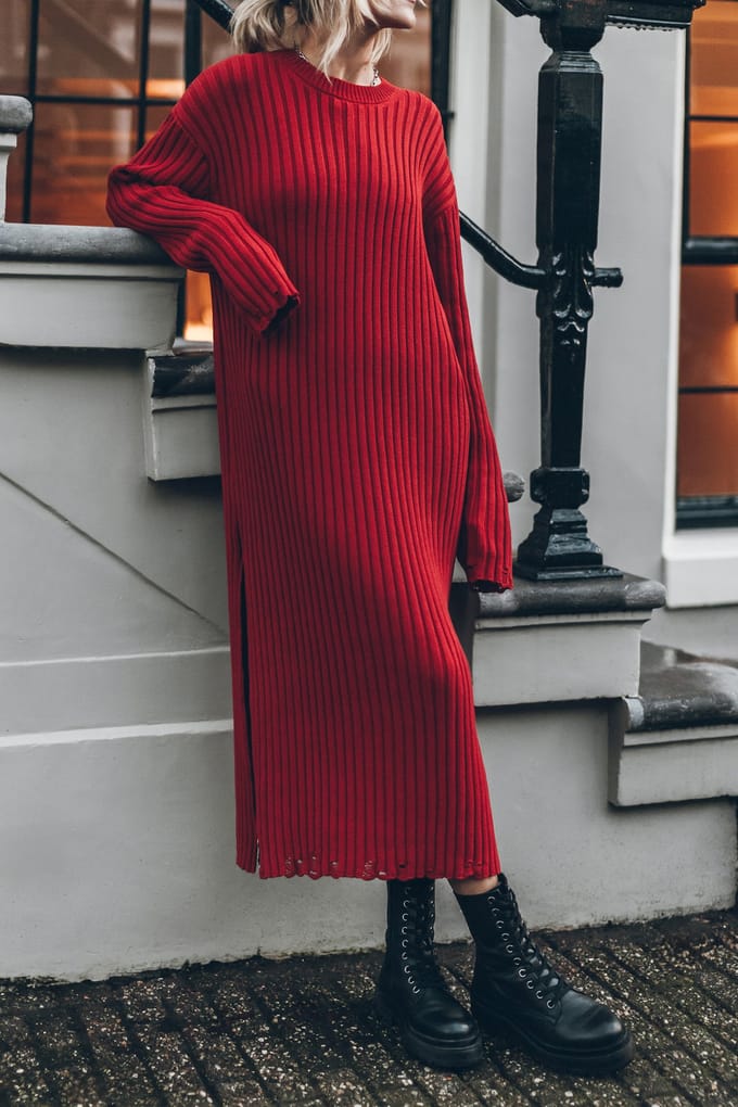 Mikuta The Red Knit Longsleeve Dress Maat: M | Maxi Jurken Outlet | Dames | Rood