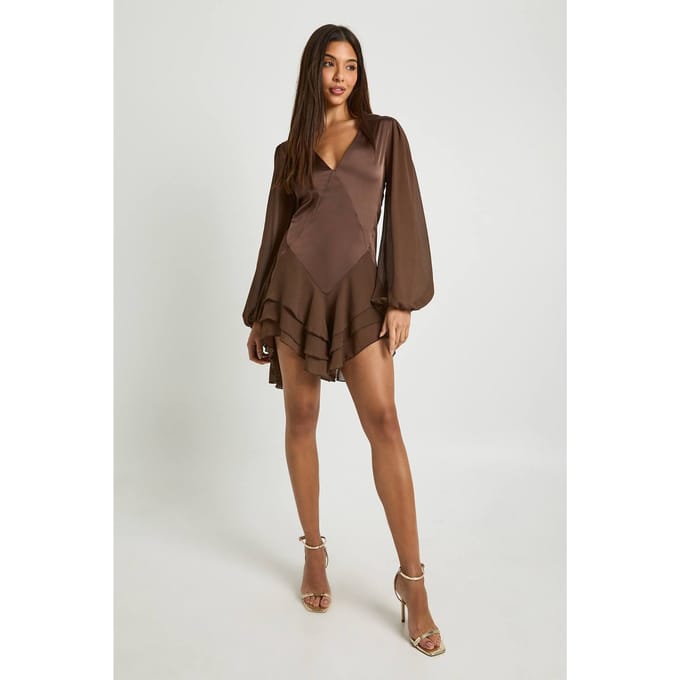 boohoo Dames Chiffon Mix Gepanelde Smockjurk | Chocolate | Maat: 8