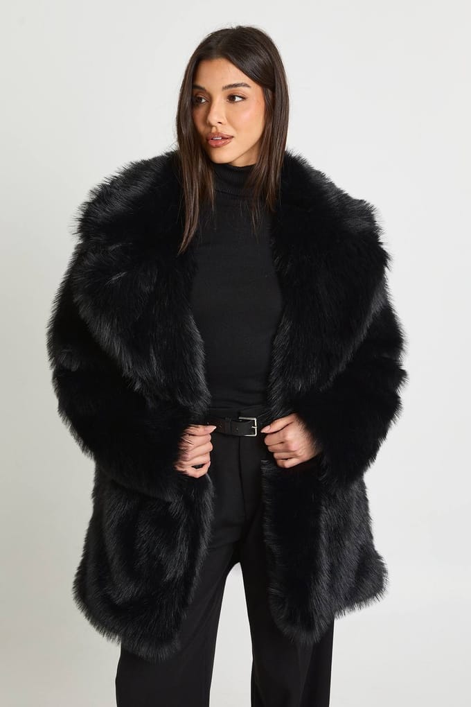 boohoo Dames Lange Vintage Look Nepbont Jas | Black | Maat: 8