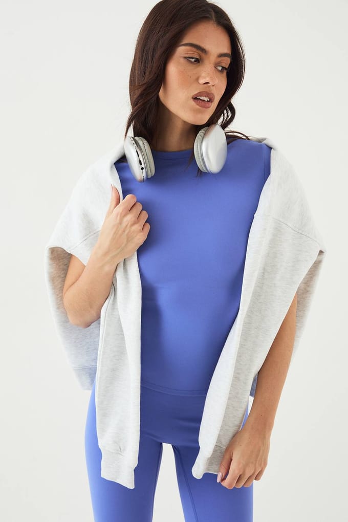 Dames DSGN Studio Ultra Sculpt Korte Mouw Top | Cornflower | Maat: XS