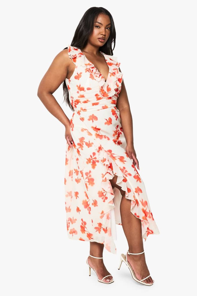 boohoo Dames Plus Bloemen Chiffon Ruffle Wikkeljurk | Red | Maat: 28