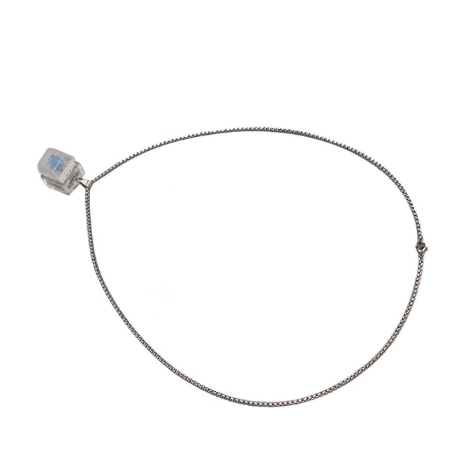 Stressverlichtingsketting LED Draagbaar Hars Modieus Angstketting voor Vrouwen Mannen gray