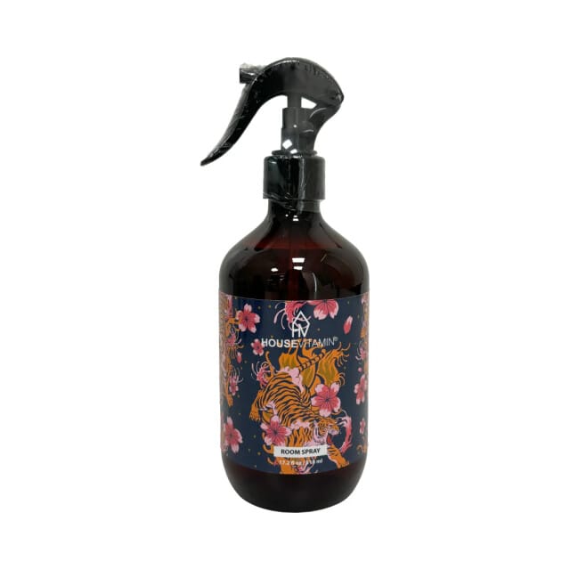 Housevitamin – Roomspray 500 ml – Kruidig – Luxe Interieurparfum – Geurboost & Cadeau!