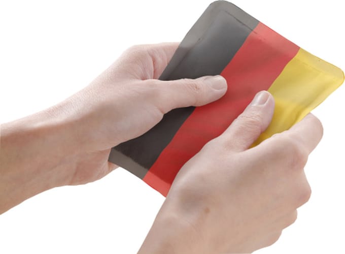 Amscan - Handwarmers Duitse vlag 2 stuks