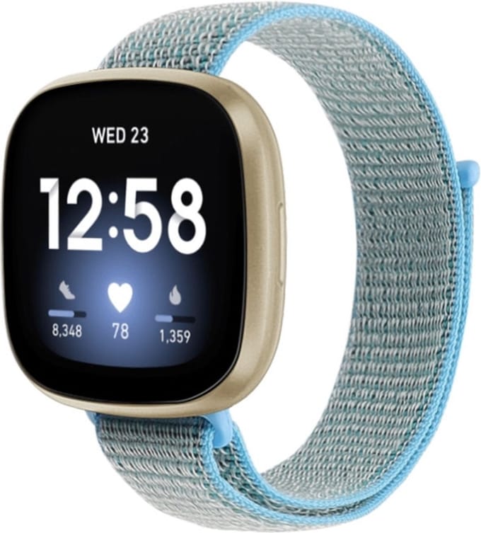 Nylon bandje - geschikt voor Fitbit Versa 3 / Sense - lichtblauw