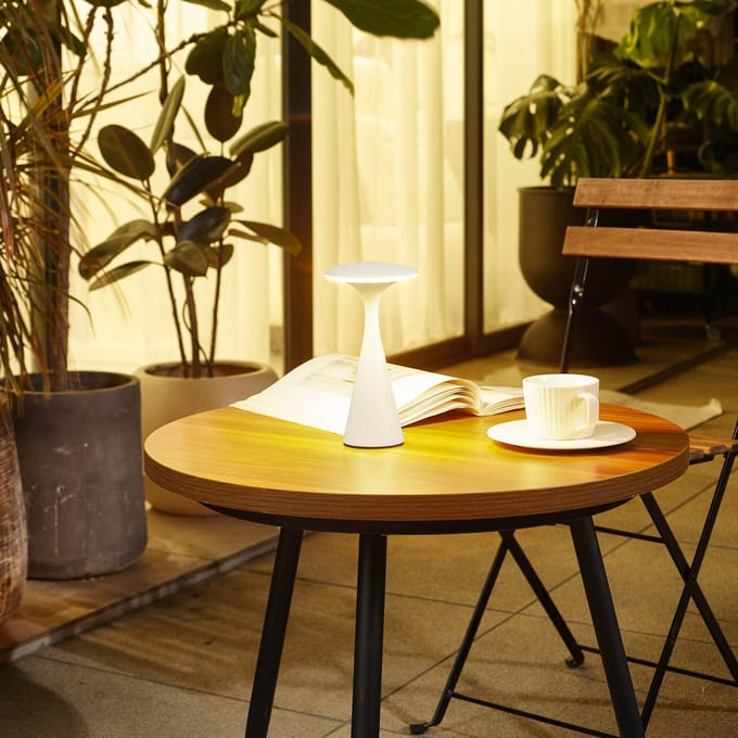 Lindby LED tafellamp Evelen, wit, IP54, CCT