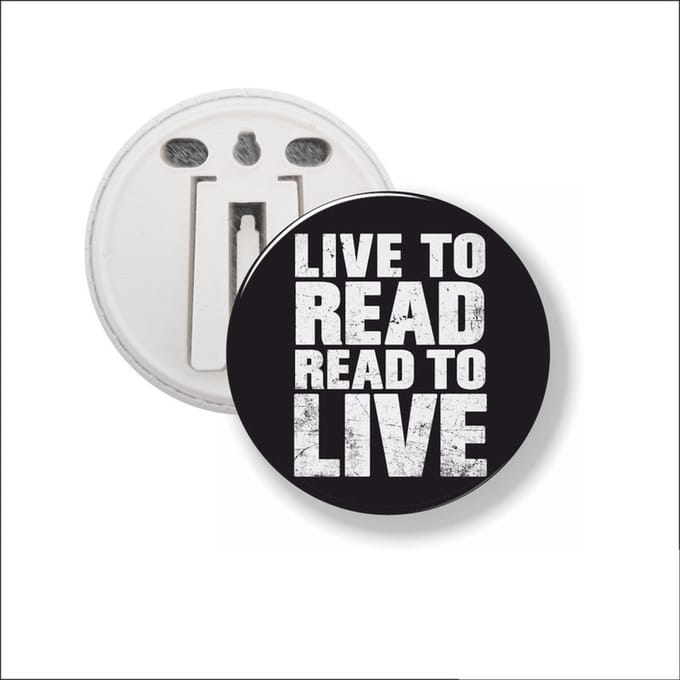 Button Met Clip 58 MM - Live To Read Read To Live
