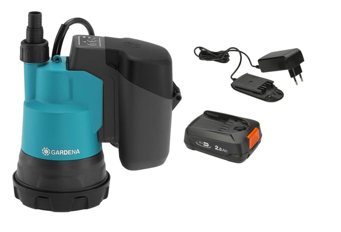 GARDENA Accu Dompelpomp Helderwater 2000/2 Clear 18V P4A Set – 2.000 liter/uur – 2 bar
