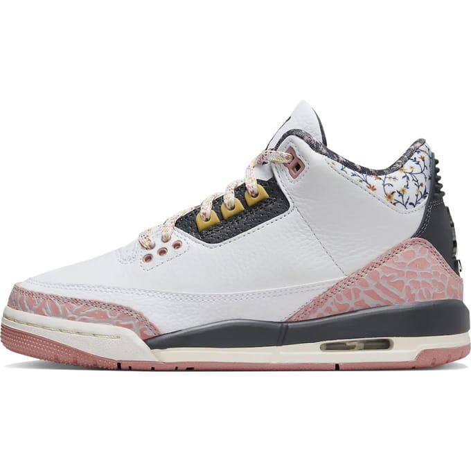 Air Jordan 3 Retro 'Green Glow' (GS) maat .