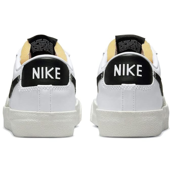 Nike Blazer Low 77 Wit Zwart Dames Sneakers Sail DC4769-102 36 white
