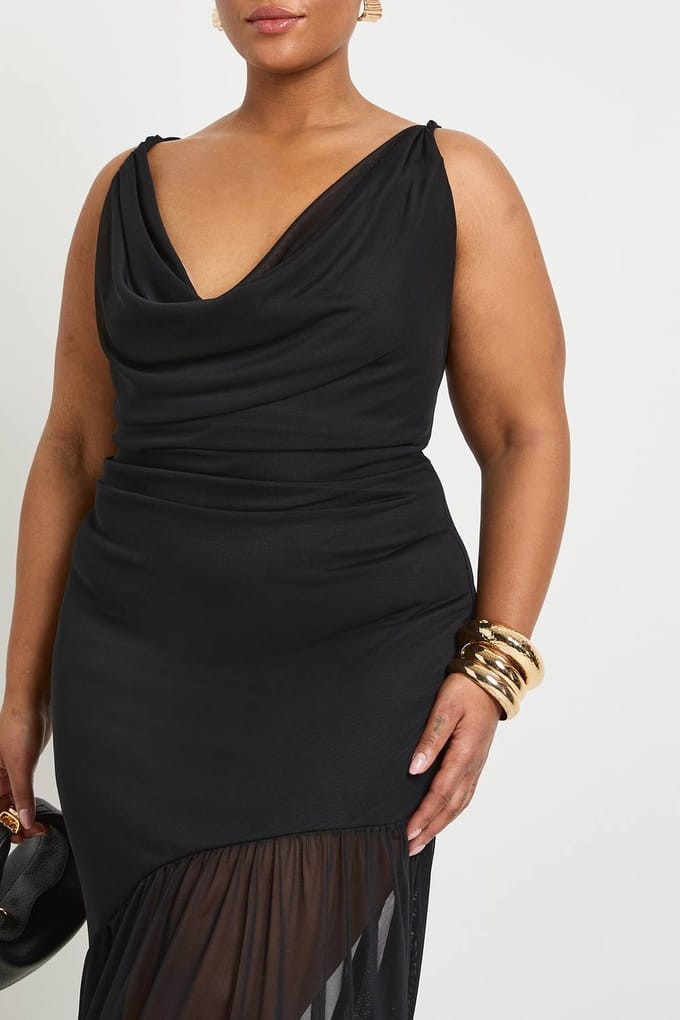 boohoo Dames Plus Cowl Mesh Zoom Midaxi | Black | Maat: 18