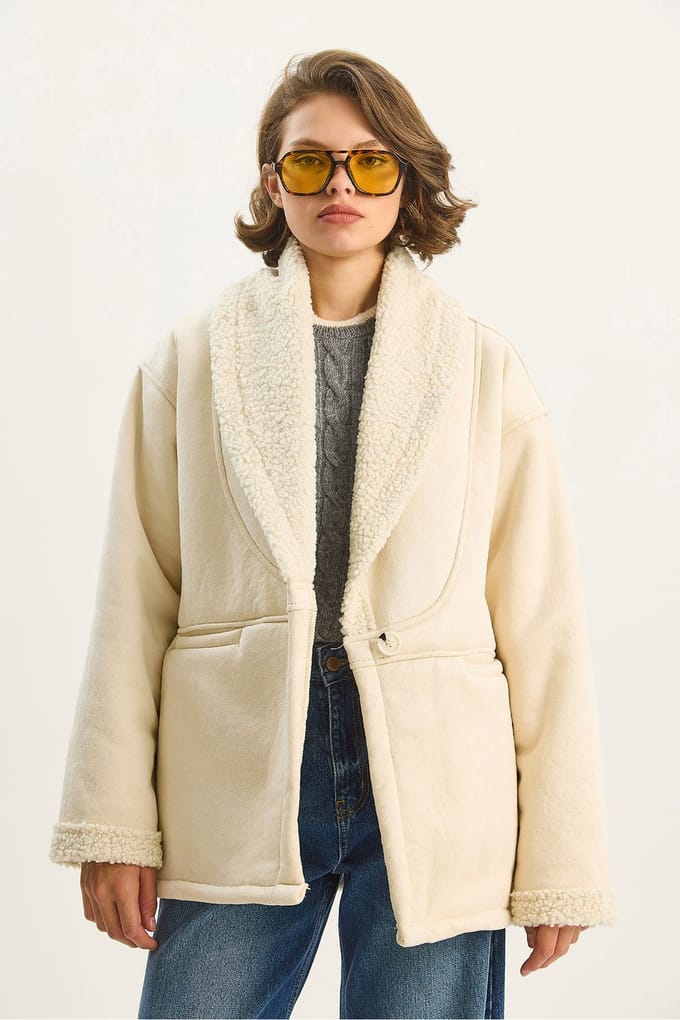Faux Fur Gewatteerde Knopjasje