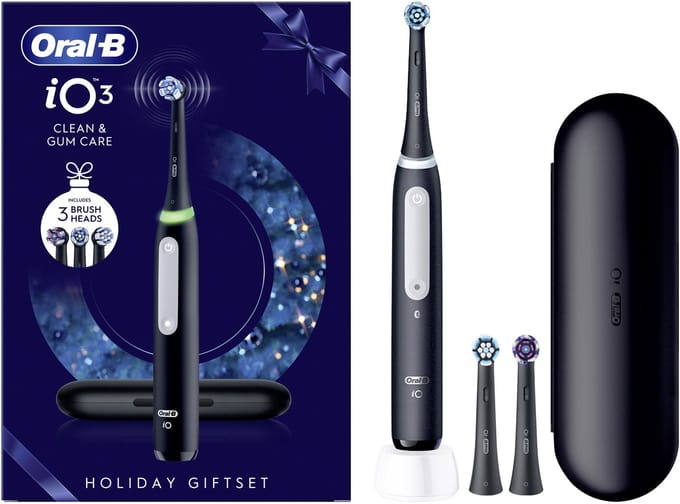 Oral-B Tandenborstel iO3 Black Gift Pack - incl. Travel Case + 2 extra refills