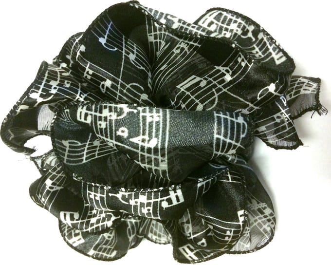 Pom-Pom Haarclip bladmuziek zwart-wit