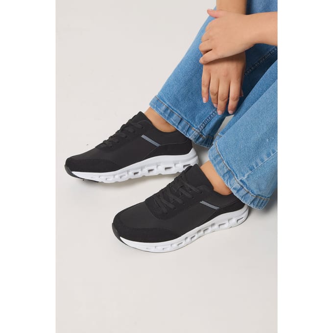 Yours Zwarte Contrast Chunky Hardloopsneakers In Extra Brede Eeepasvormsize 39EEE