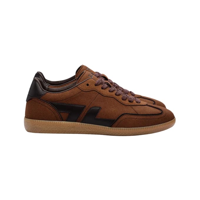 Trainers Zeta Delta