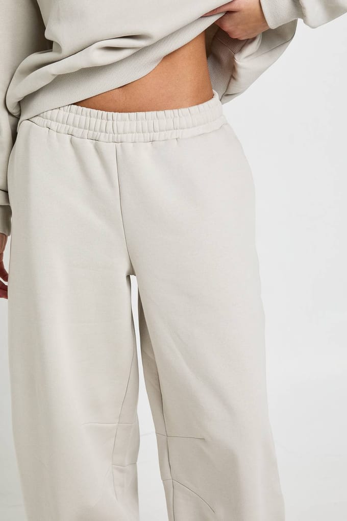 boohoo Dames Naaddetail Sweatshirt Barrel Jogger Trainingspak | Stone | Maat: Medium