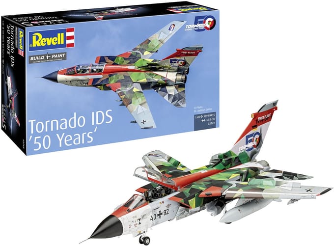 Revell Modelbouwpakket Vliegtuigen - 03769 Panavia Tornado - 50 Jaar! - Straaljager Plastic - 1:48 - Modelbouw