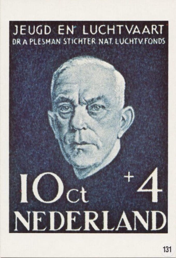 Briefkaart met afbeelding Plesman, A postzegel