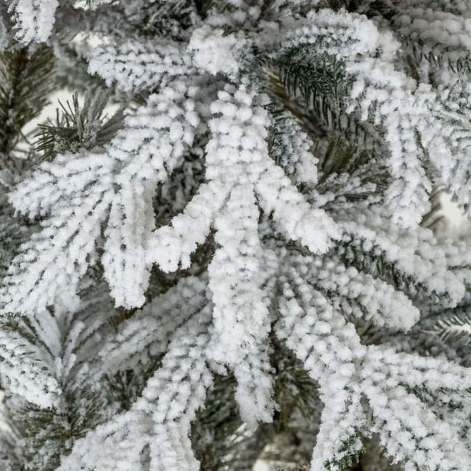 Springos Besneeuwde Kunstkerstboom - Spar Lux - 385 Takken - 220 CM