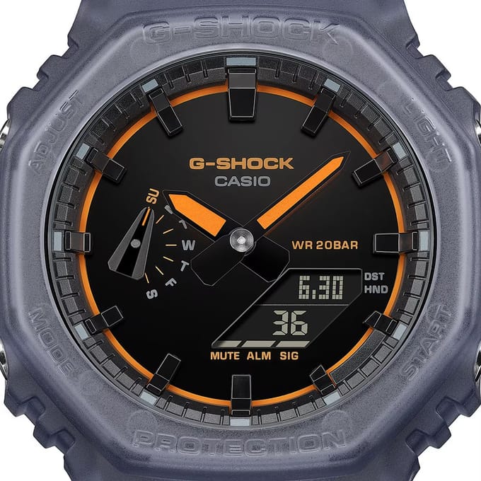 G-Shock Classic Style GA-2100K-2AER Smoke Light Horloge