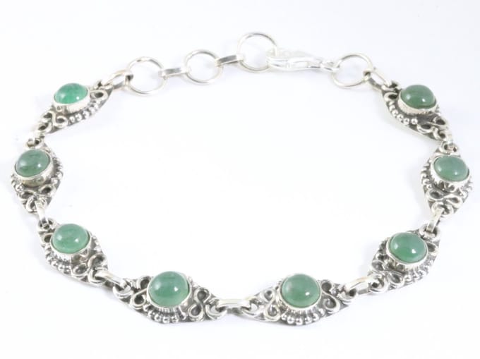 Bewerkte zilveren armband met groene aventurijn