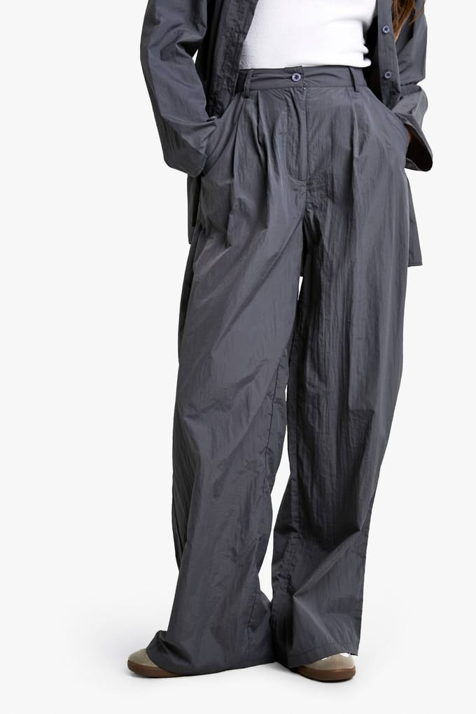 boohoo Dames Casual Wijde Pijpen Broek | Houtskool | Maat: 36