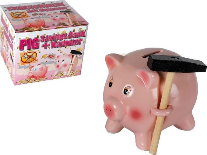 Spaarvarken met Hamer
