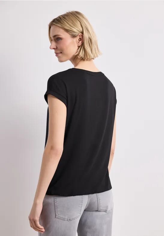 Shirt met boothals en decoratieve tape