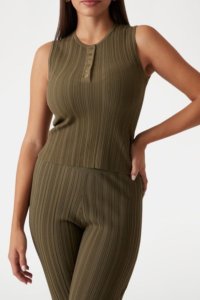 GUESS Marciano By  Giada Slv Sweater Top Army Olive Maat: M | Longsleeves Outlet | Dames | Bruin