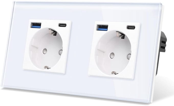 Glazen schuko-contactdoos met USB-poorten type-C en type-A - Dubbel inbouwstopcontact met glazen frame