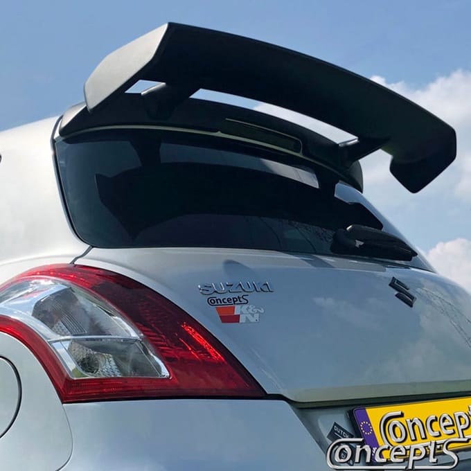MonsterSport-style Dakspoiler Suzuki Swift NZ/FZ 1.2/1.3DDiS 09/2010-04/2017