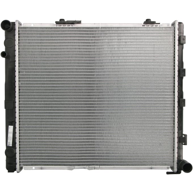 Radiator, motorkoeling NISSENS 62696A