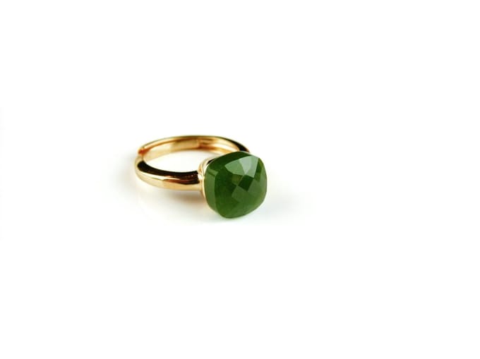 Ring in zilver geelgoud verguld model pomellato groene steen