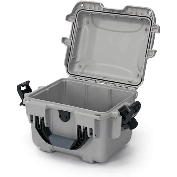 Cameratas Nanuk 908