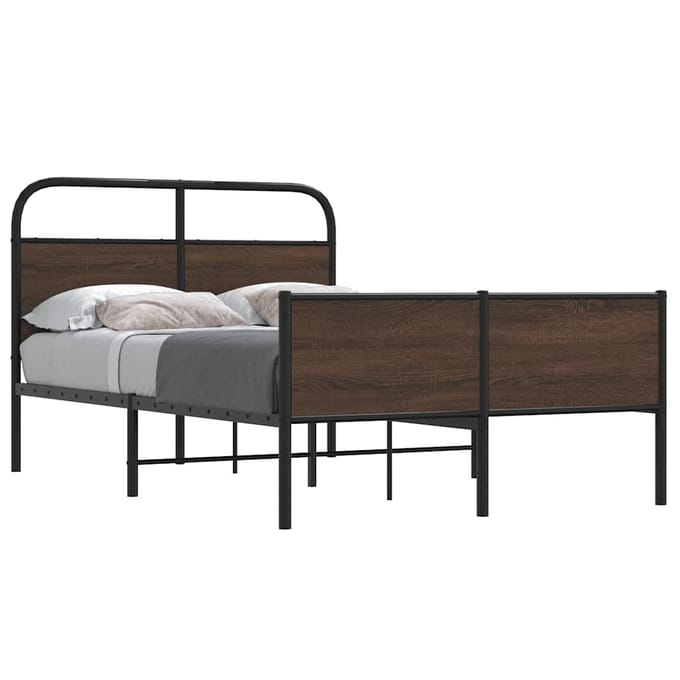 vidaXL - Bedframe - zonder - matras - bewerkt - hout - bruin - eikenkleur - 135x190 - cm