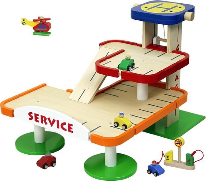 Primi Passi - Wooden Parking Garage