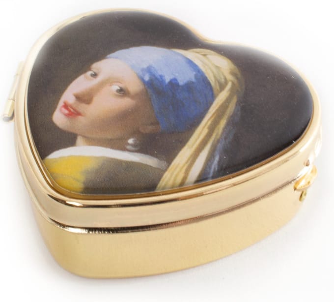Pillendoosje, hartvormig, goudkleurig,Girl with the pearl