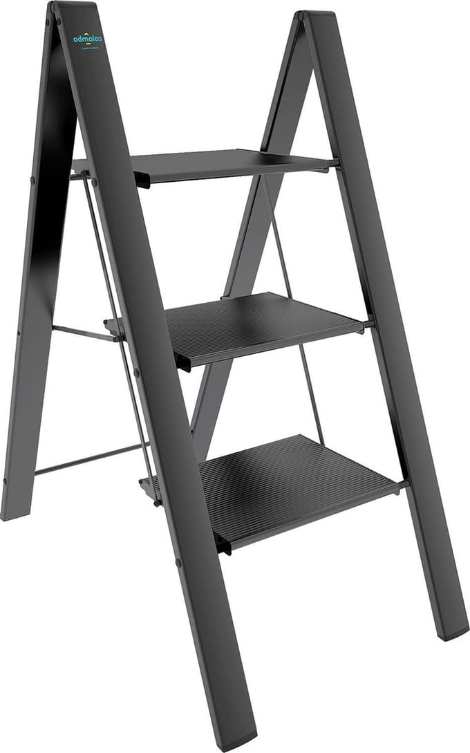3 treden- max. belastbaarheid 150 kg- zwart. Trapladder